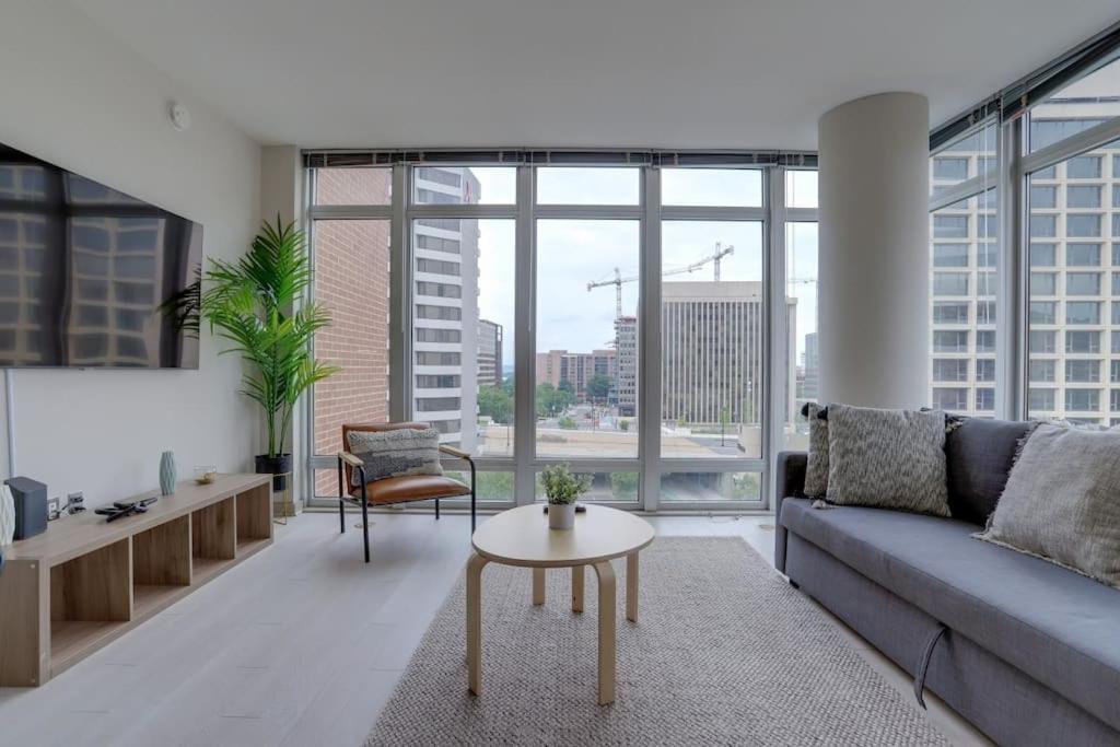 Wonderful 2Br Apartment At Crystal City Arlington Exteriér fotografie
