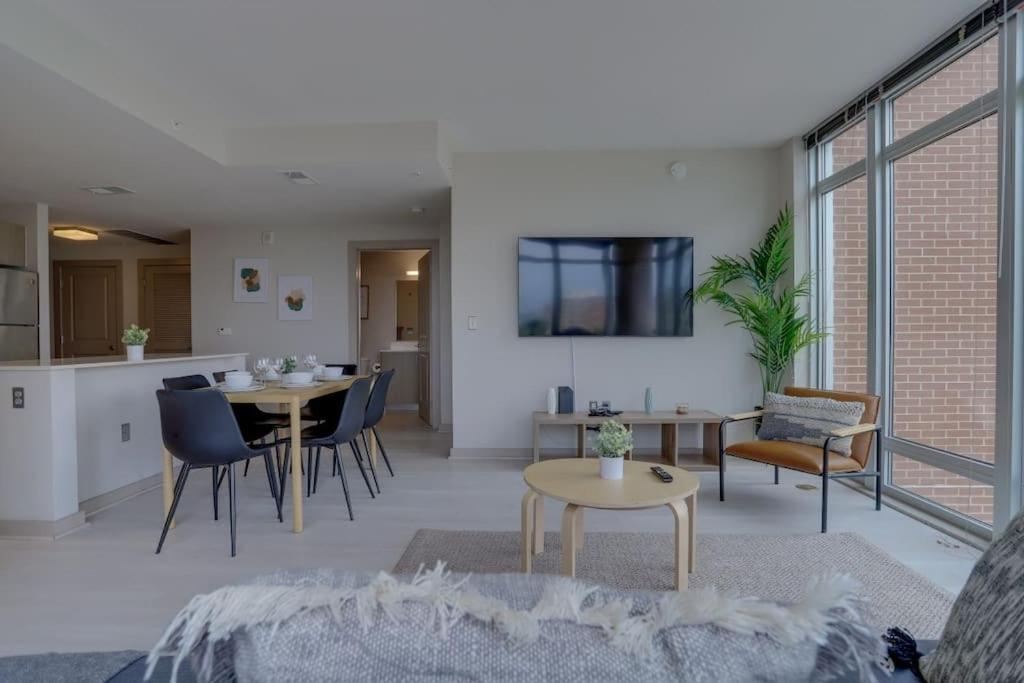 Wonderful 2Br Apartment At Crystal City Arlington Exteriér fotografie