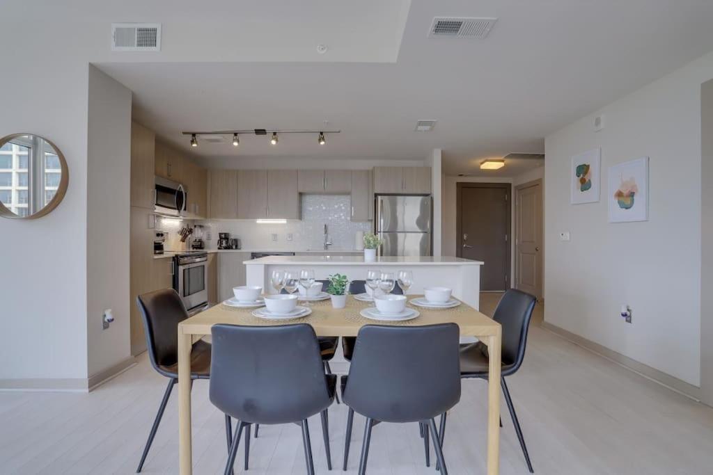 Wonderful 2Br Apartment At Crystal City Arlington Exteriér fotografie