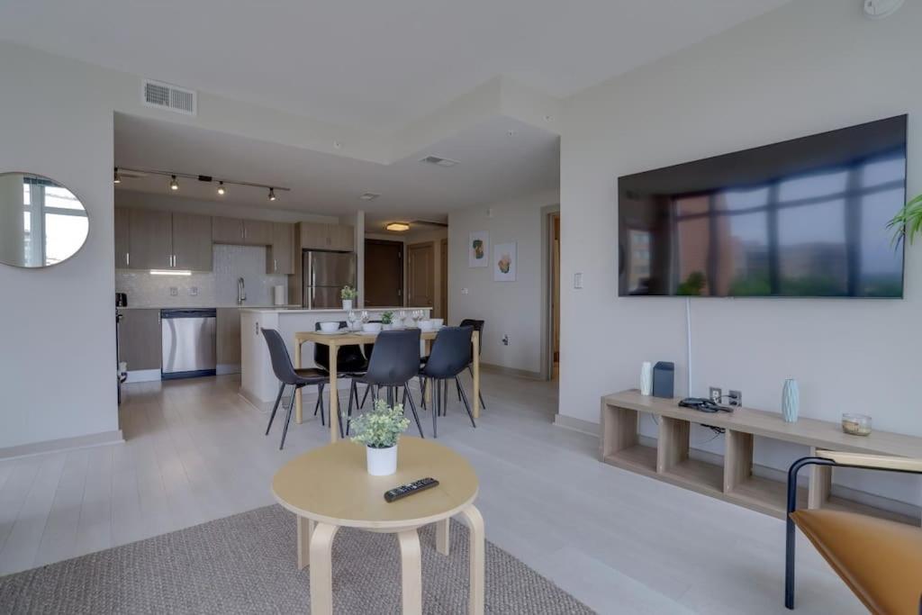 Wonderful 2Br Apartment At Crystal City Arlington Exteriér fotografie